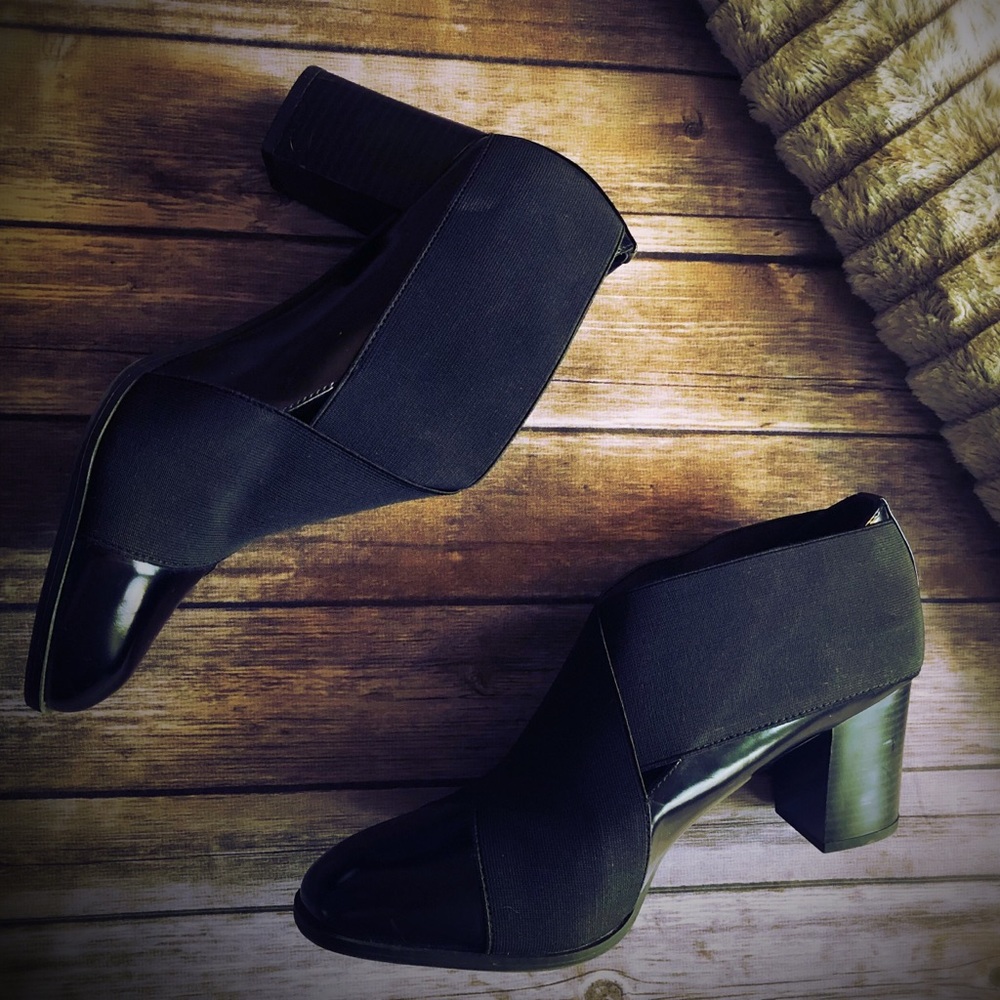 Ann Marino by Bettye Muller “Awesome Twist” Heel - Picture 4 of 8